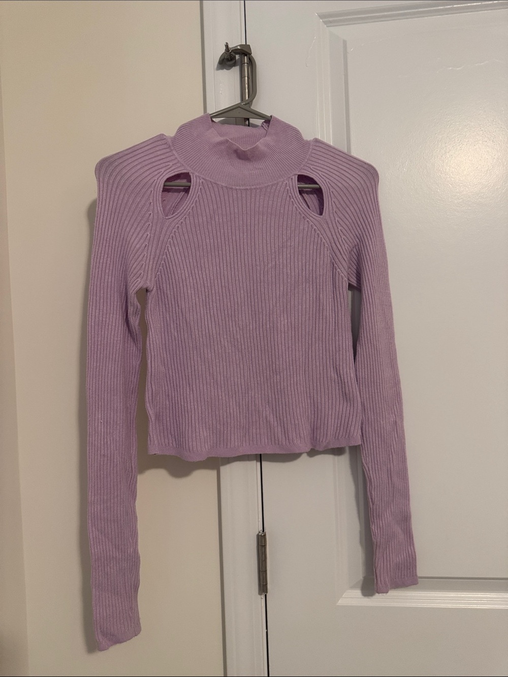 Urban Outfitters Lilac/Purple Ribbed Mock Neck Cutout Sweater